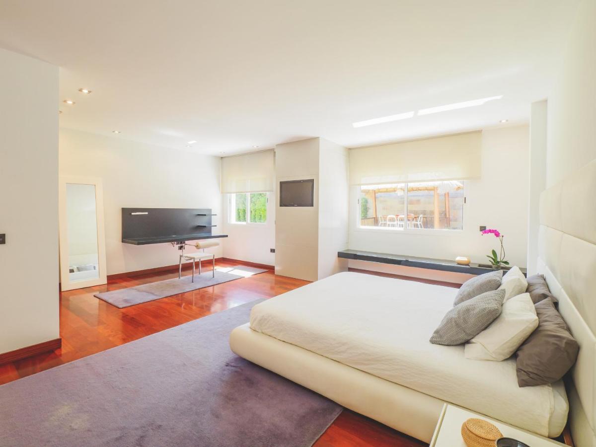 Cubo'S Gibralfaro House Center Villa Malaga Ngoại thất bức ảnh